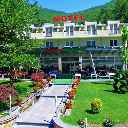 Motel Maksumic Jablanica Экстерьер фото